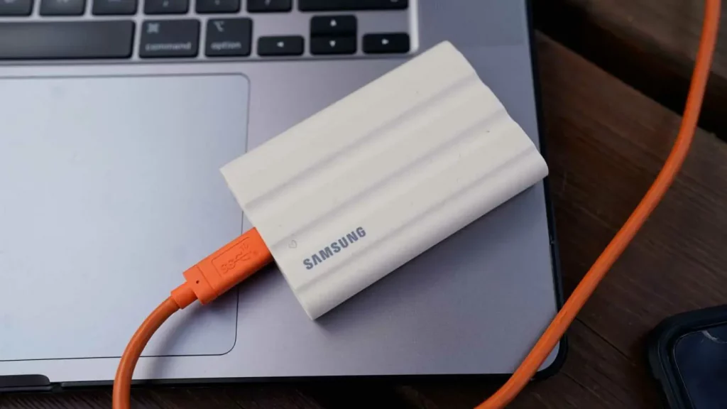 The best portable SSDs for photographers - Samsung SSD T7 Shield